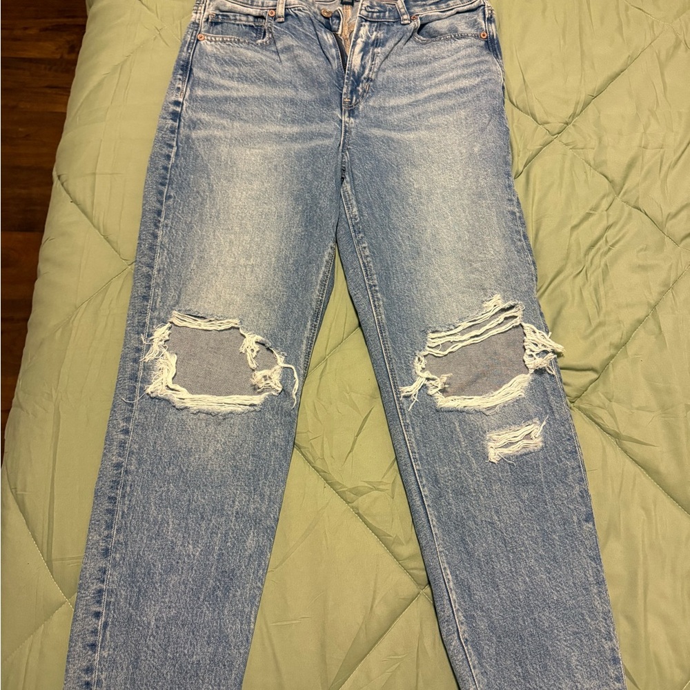 American Eagle Light Blue Acid Wash Jeans
